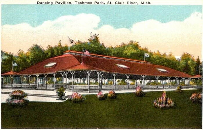 Tashmoo Park Dance Pavillion - Tashmoo Park Dance Hall (newer photo)